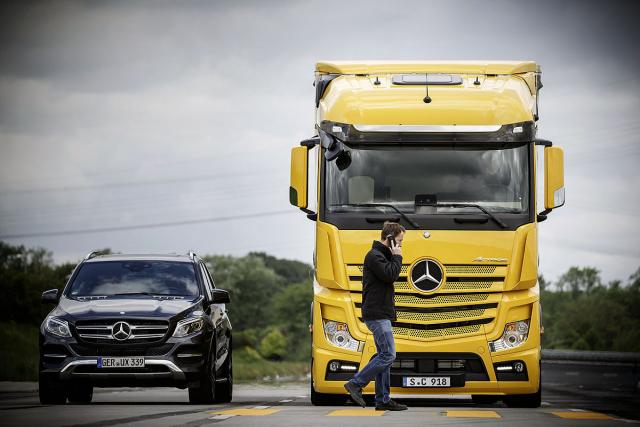 Premijere: Šta je novo u Mercedesovim kamionima?