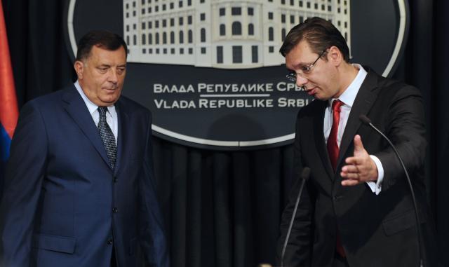 Vučić Dodiku ponovio stav Srbije o referendumu u Srpskoj