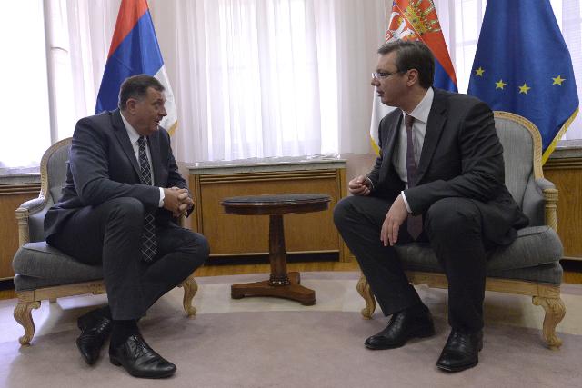 Vucic reiterates: Belgrade does not support RS referendum