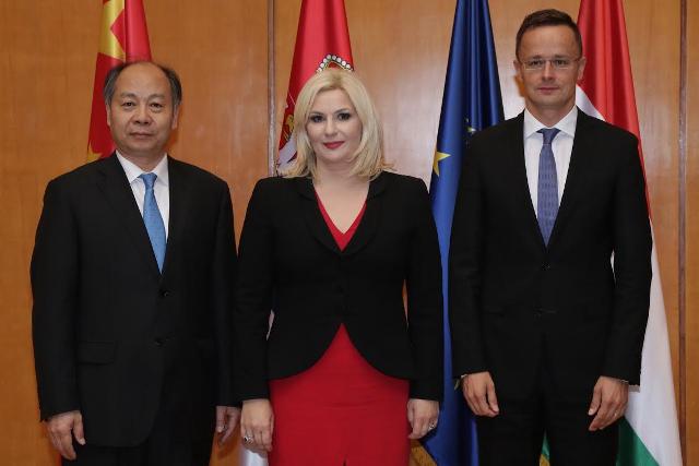 China, Hungary, Serbia discuss high-speed rail line