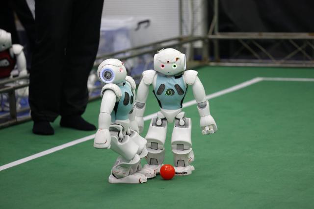Siti 'zapošljava' robote da animiraju navijače