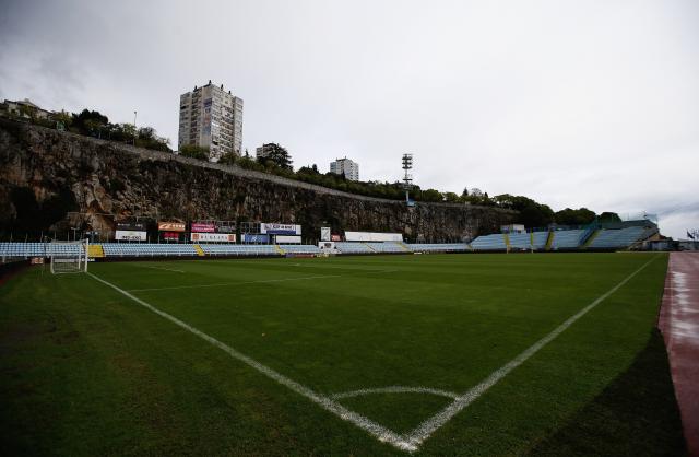 Debakl Dinama u Rijeci, Vešoviæ dvostruki strelac!