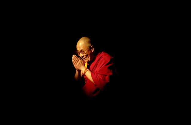 Dalaj lama: Mislimo o teroristima kao o bližnjima