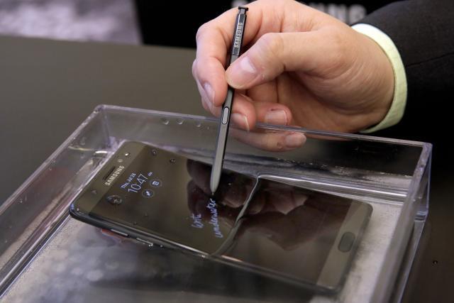 Za sve 'kriv' Apple: Otkriven uzrok problema na Samsung Noteu 7