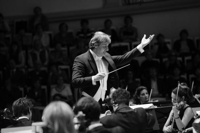 Rajskin je novi stalni gostujuæi dirigent Filharmonije