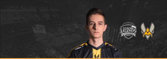 Steeelback prešao u tim Vitality