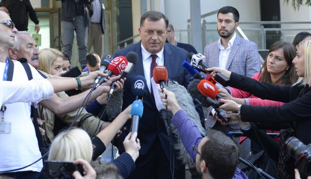 Dodik: Neæe Izetbegoviæ odrediti datum nastanka RS