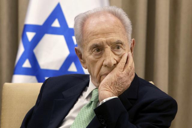 Umro Šimon Peres