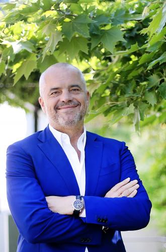 Ramina knjiga "Žrtvovanje" objavljena u Srbiji