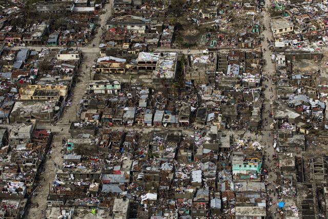 Metju pokosio Haiti, više od 800 mrtvih, preti kolera/FOTO