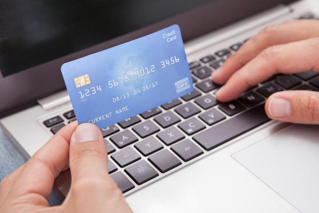 Kreditna kartica s digitalnim ekranom kao borba protiv prevara