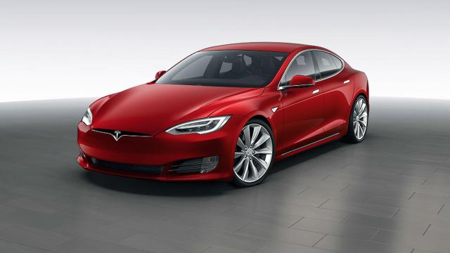 Tesla S u SAD prodavaniji od A8, S klase i Serije 7