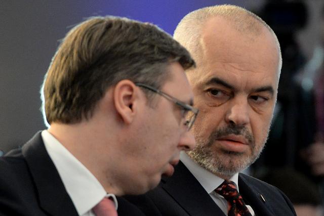 Vučić: Ne stidim se da kažem da želimo bolje veze