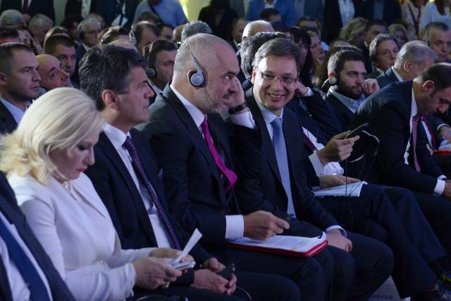 Vučić zove investitore iz Albanije: Dobrodošli ste