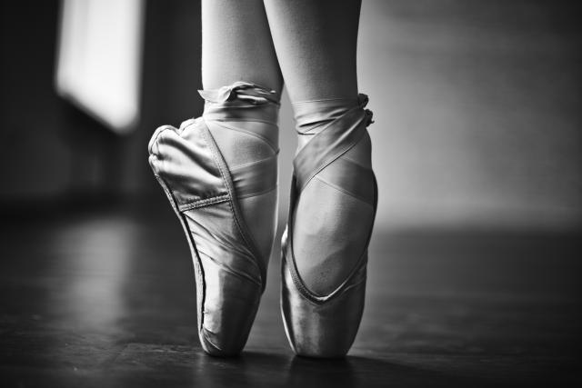 Preminula čuvena srpska balerina Duška Sifnios