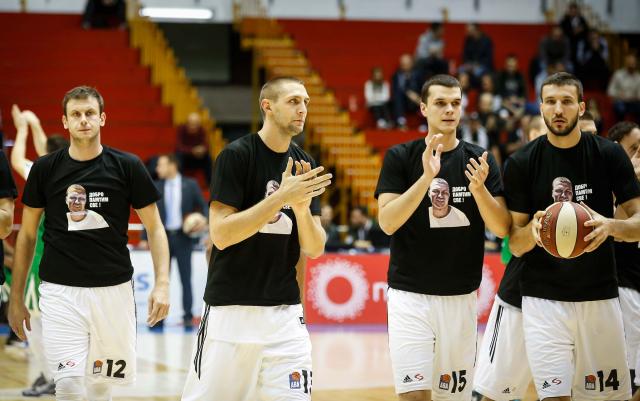 Minut æutanja, majice, zvižduci, strah (VIDEO)