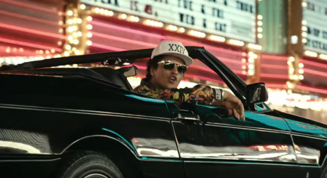 Bruno Mars ima novi fanki hit (VIDEO)
