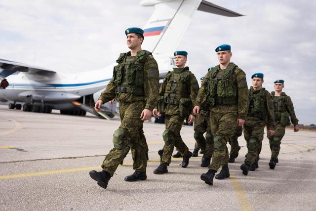 Russian troops arrive for week-long war games in Serbia