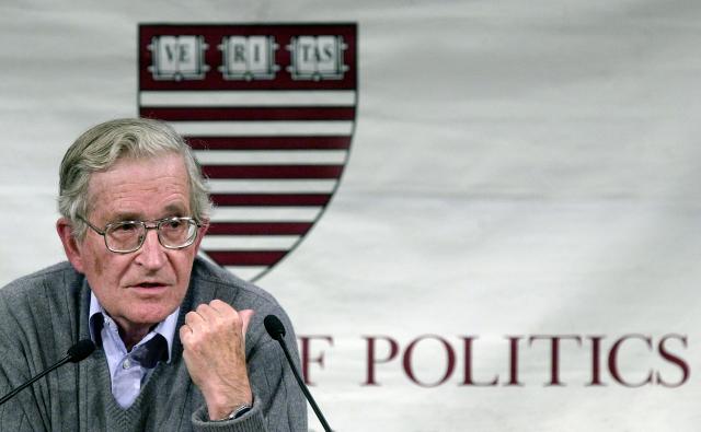 Čomski: Sedam briljantnih primera ironije politike SAD