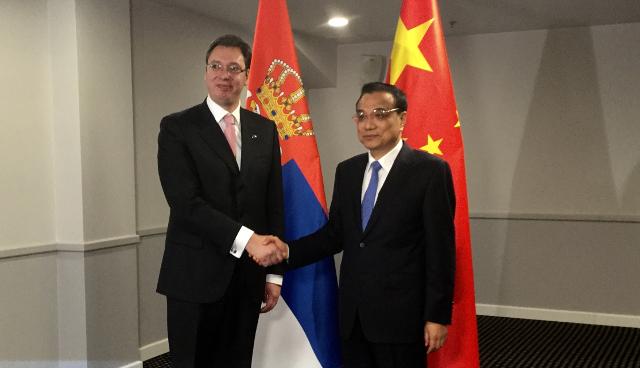 Serbia and China scrap visas, sign other contracts in Riga