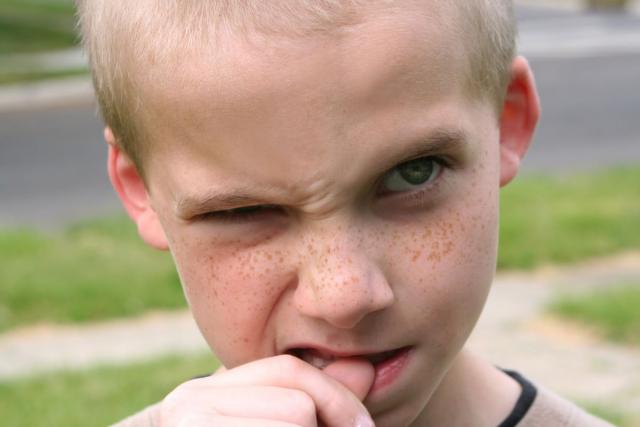 Spreèite dete da gricka nokte: Osim što je ružna, ovo je i opasna navika