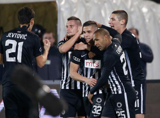 Partizan slavio golom Ðurðeviæa protiv Baèke