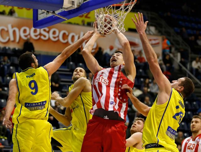 Bjelica, Simonoviæ slomili Sokole u Pioniru