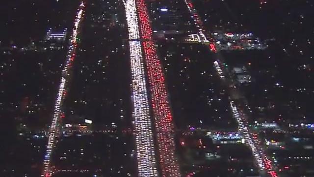 Los Anđeles: Nezapamćena gužva u saobraćaju / VIDEO