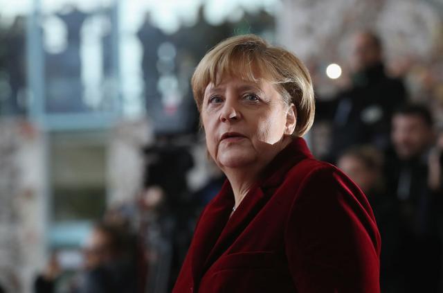 Merkel: Alep je sramota međunarodne zajednice