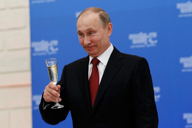 Za pakt decenije kriv je - Putin