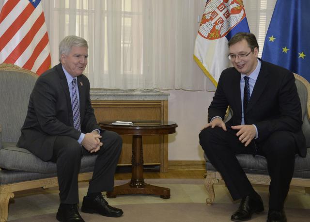 PM Vucic receives U.S. ambassador