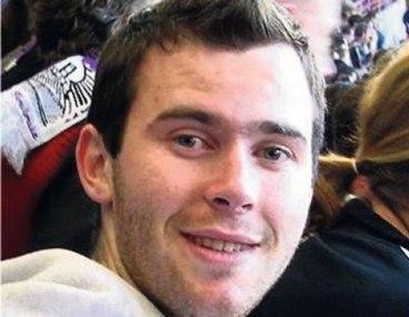 Veštak: Tatona je neko uhvatio za noge i bacio preko šipke