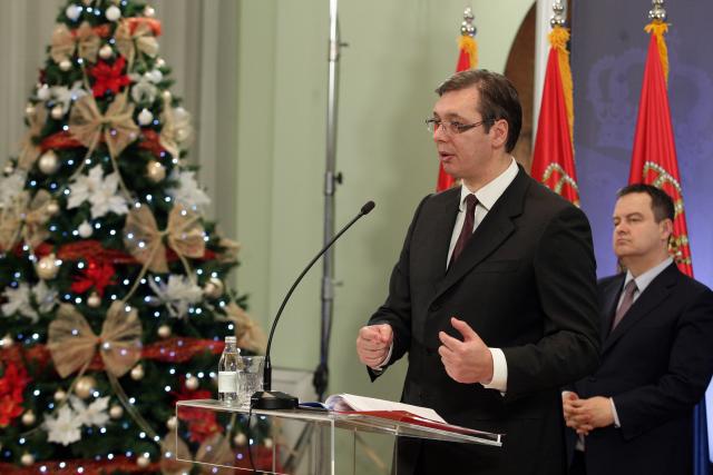 Vučić: Obećao sam - plate 400 pa onda 500 €