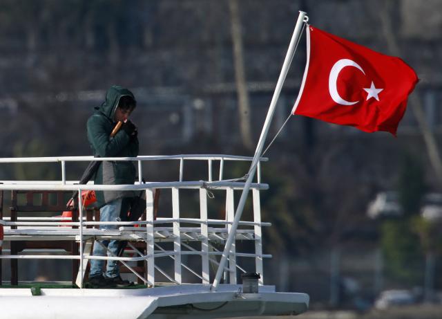 Turska na nogama: Ubijao kao Deda Mraz, nestao preodeven