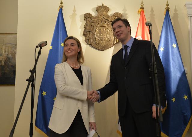 Hitan sastanak Vučića i Mogerinijeve