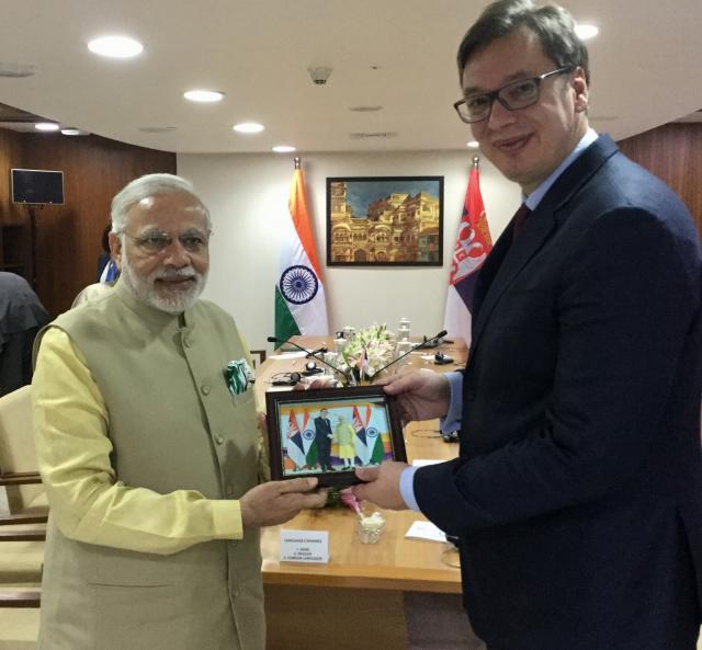 Vučić se sastao sa premijerom Indije