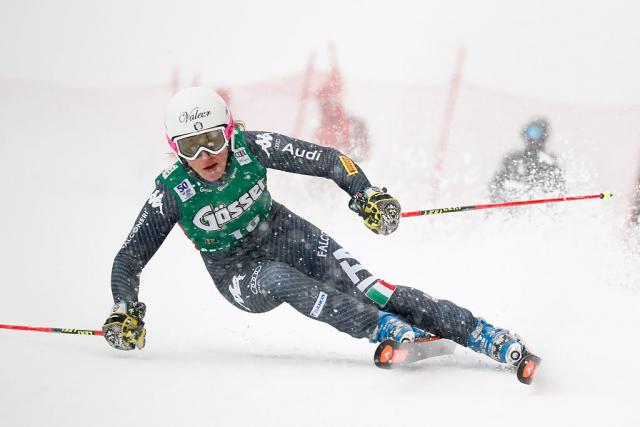 Tri pada skijašica na spustu u Austriji
