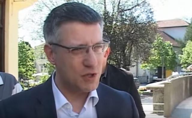DSS i DPS: Organizaciono povezivanje i podrška Popoviću