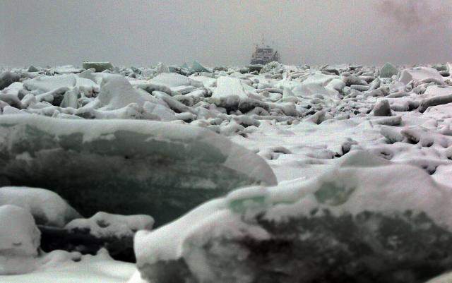 Led na Dunavu debljine četiri metra