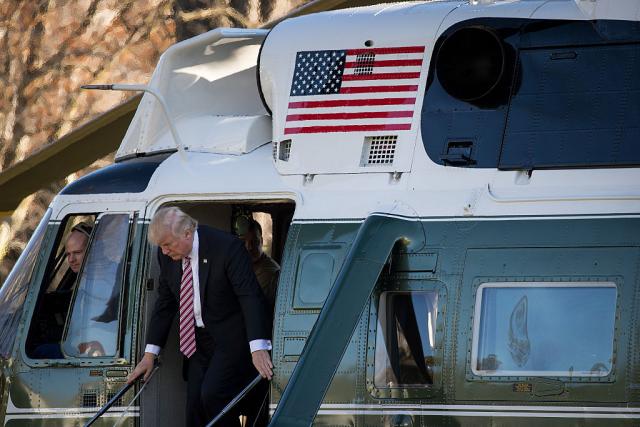 Tramp oduševljen predsedničkim avionom