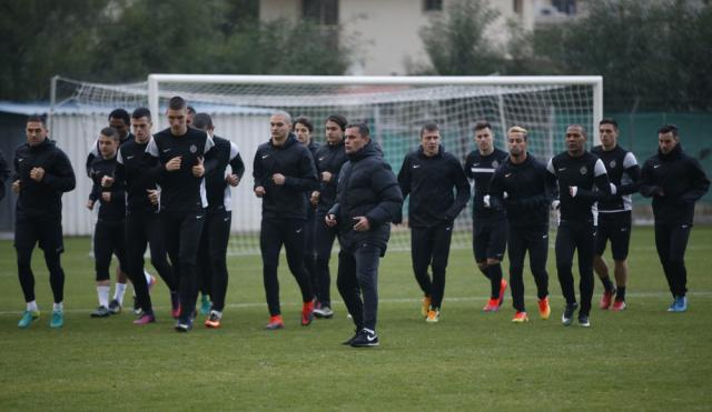 Partizan odradio prvi trening na Kipru