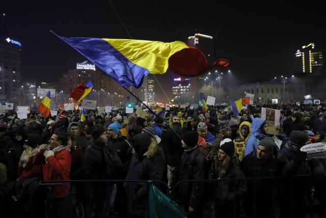 B92 u Bukureštu: Rumuni ponovo na nogama FOTO/VIDEO