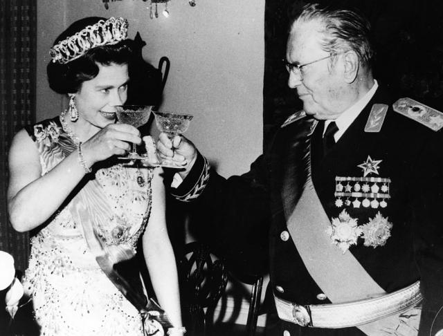 Tito sa kraljicom Elizabetom II (Foto: Gettyimages)