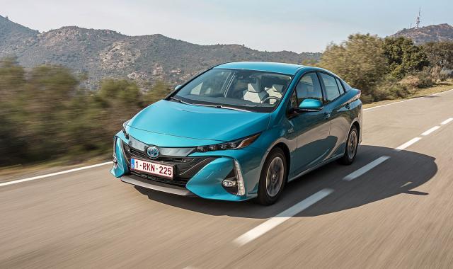 Novi Prius Plug-in Hybrid stiže u Evropu / FOTO