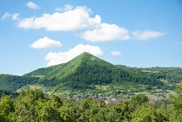 Osmanagiæ: Na bosanskim piramidama postoje Teslina torziona polja