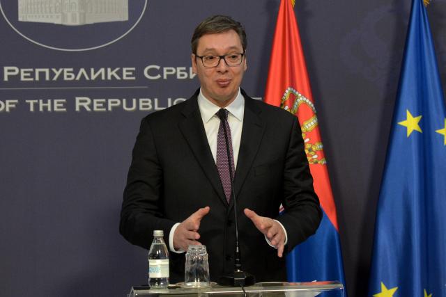 Vučić: Nameće se rijaliti, sešću, ali neću da trgujem