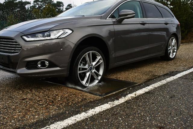 Spas od rupa na putu leži u njihovom mapiranju?