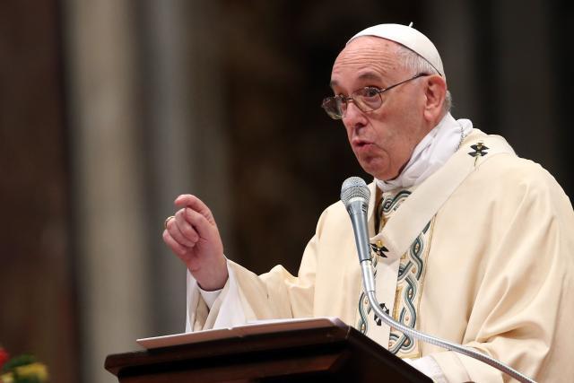 Papa Franja: Pisanje poruka tokom jela je početak rata