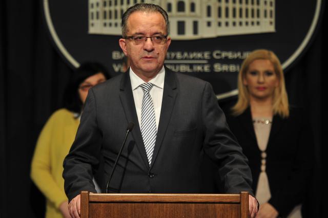 Južne vesti: Bivši gradonaèelnik Niša operisao bez licence
