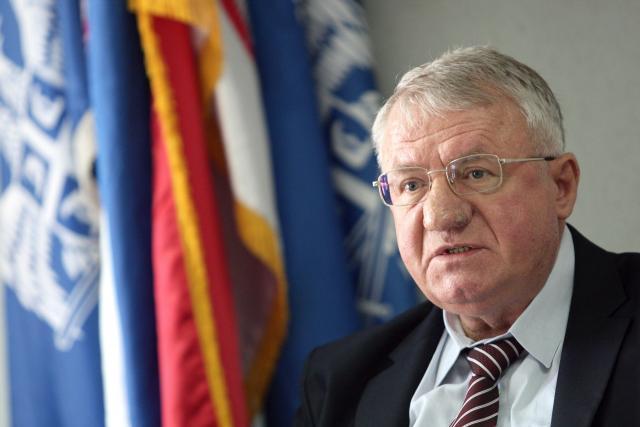 Seselj to launch presidential campaign by heckling Mogherini